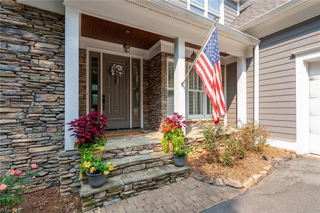 1820 Southpoint Lane Property Photo 5