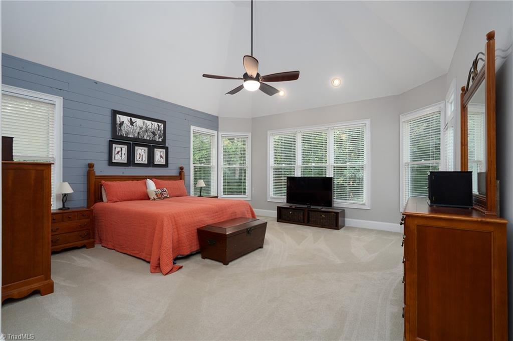 1820 Southpoint Lane Property Photo 19