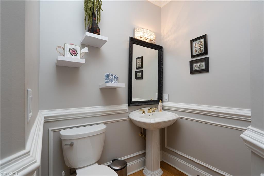 1820 Southpoint Lane Property Photo 25