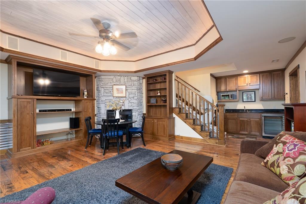 1820 Southpoint Lane Property Photo 34