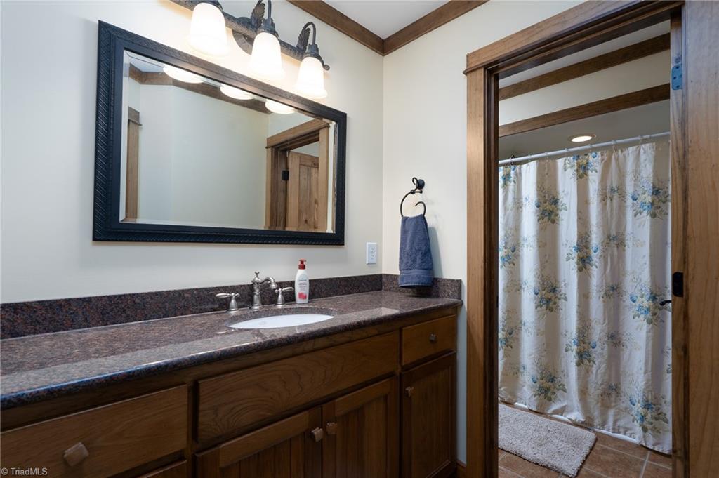 1820 Southpoint Lane Property Photo 36