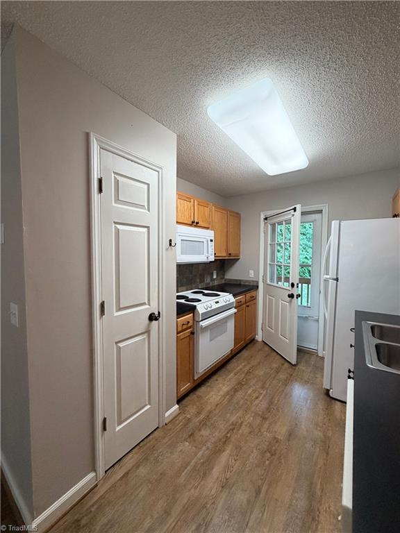 418 Westbrook Court Property Photo 8