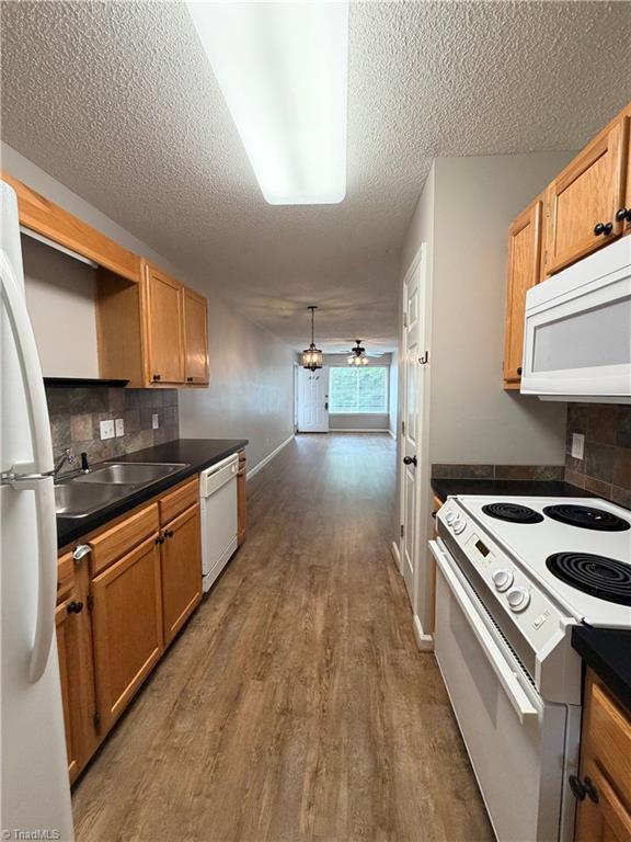 418 Westbrook Court Property Photo 15