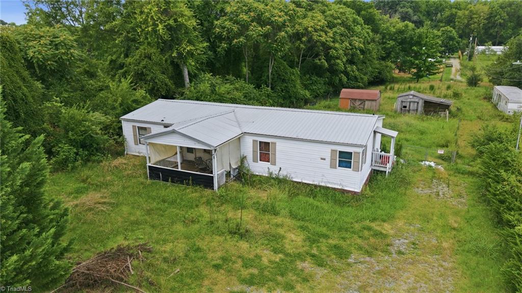 7166 Wright Road Property Photo 4