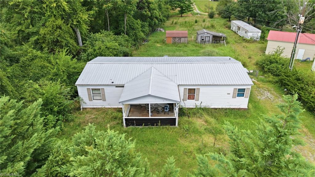 7166 Wright Road Property Photo 5