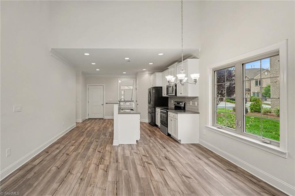 3840 Thistleberry Road Property Photo 4