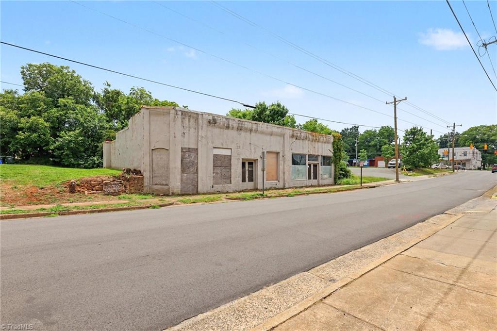 115 N Flanner Street Property Photo 4