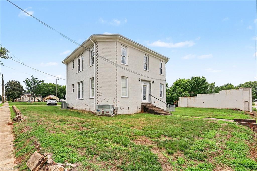 115 N Flanner Street Property Photo 11