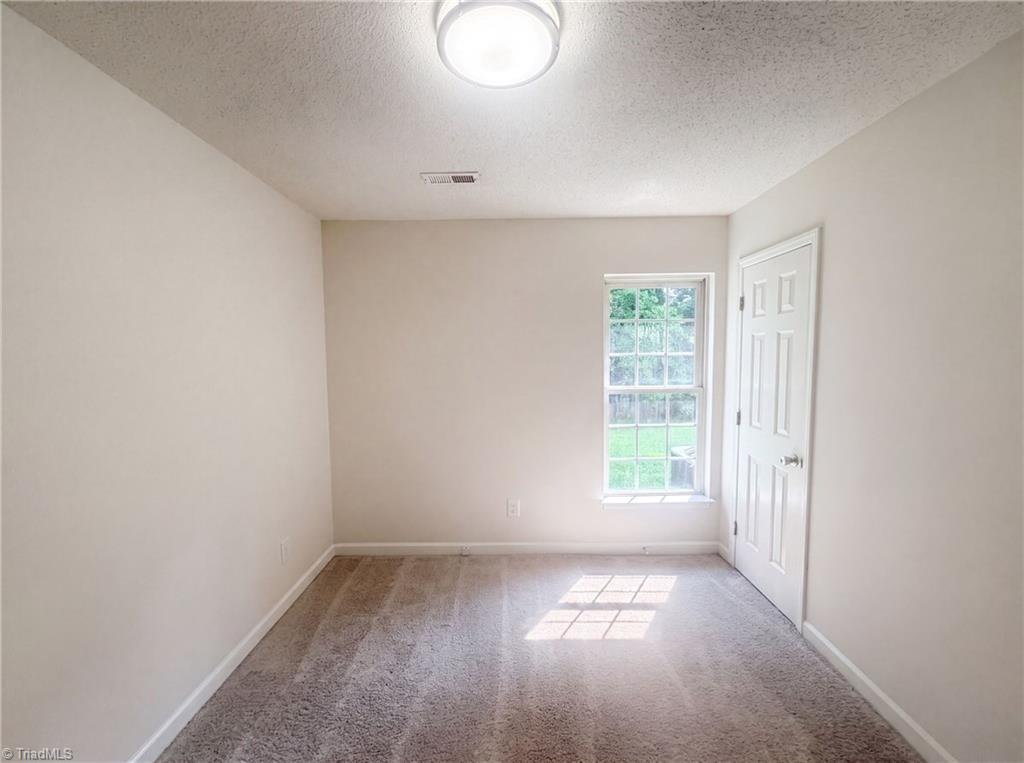 2110 Carlisle Way Property Photo 8