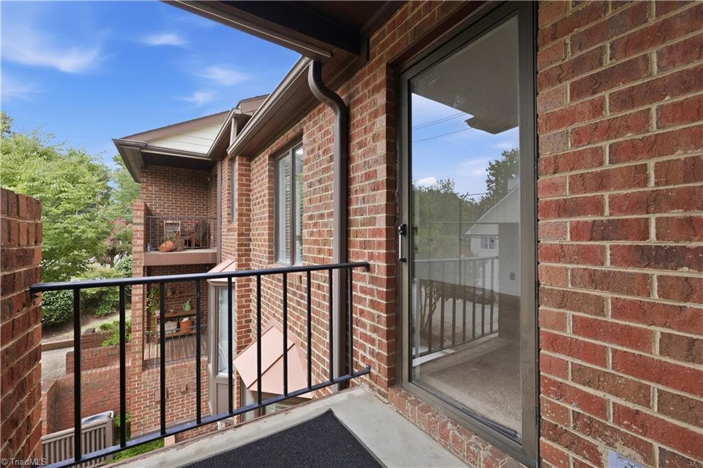 626 Walker Avenue Property Photo 27
