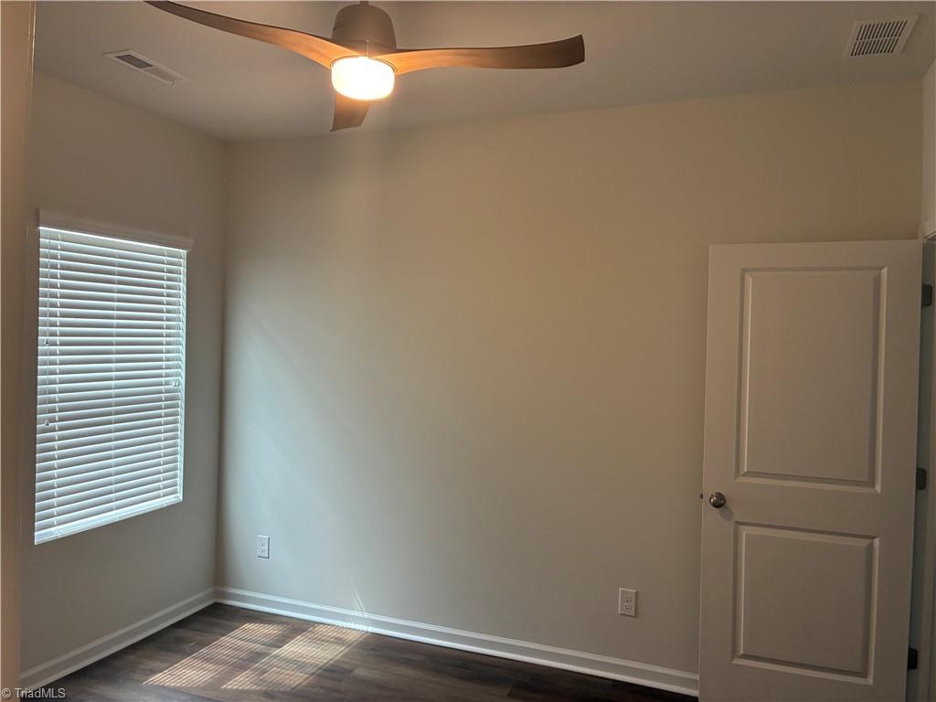 448 Infinity Circle Property Photo 8
