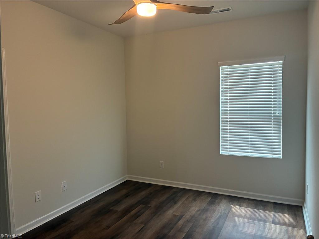 448 Infinity Circle Property Photo 9