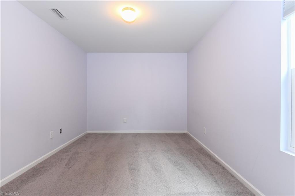 5904 Boxelder Cove Property Photo 15