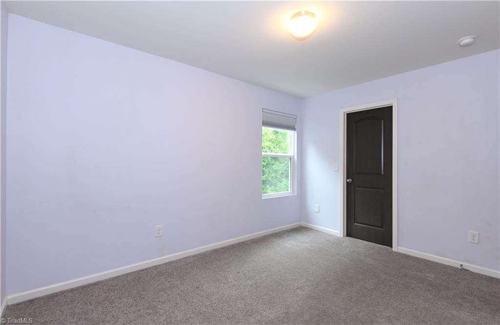 5904 Boxelder Cove Property Photo 16