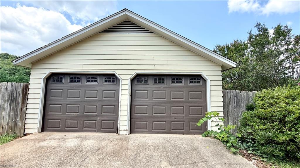 4109 Windlestraw Lane Property Photo 45