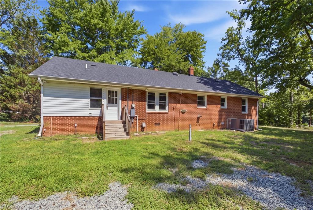 3048 Nc Highway 62 Property Photo 28