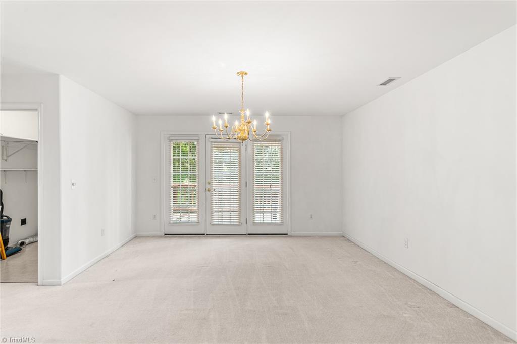 211 Walter Hagen Drive Property Photo 10