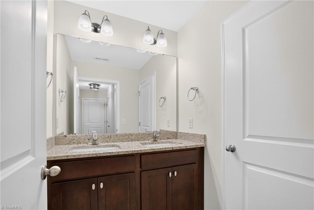 822 Riley Lane Property Photo 28