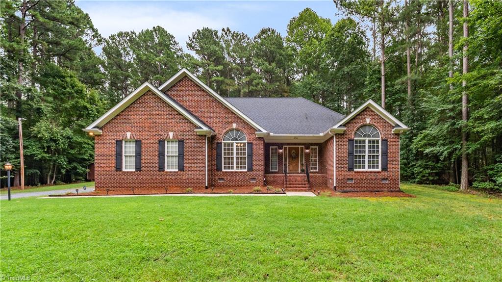 5706 Woodstream Road Property Photo 2