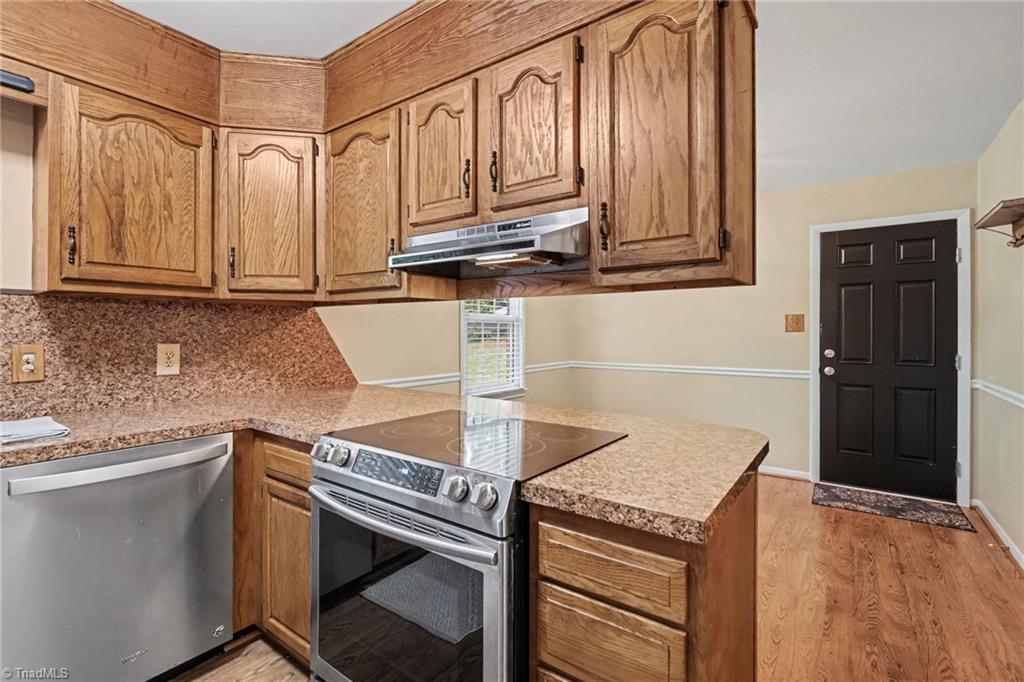 3212 Flanders Court Property Photo 8