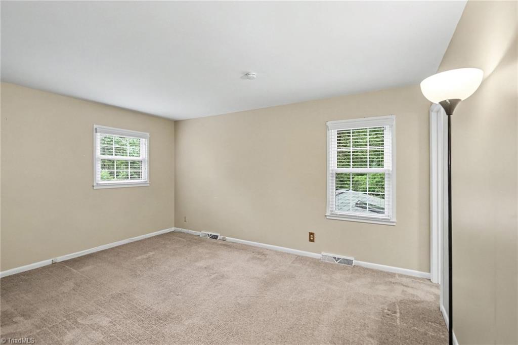 3212 Flanders Court Property Photo 13