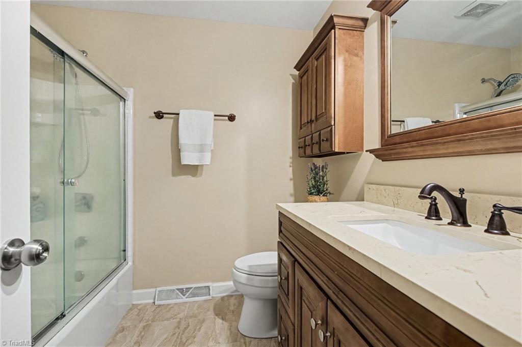 3212 Flanders Court Property Photo 22