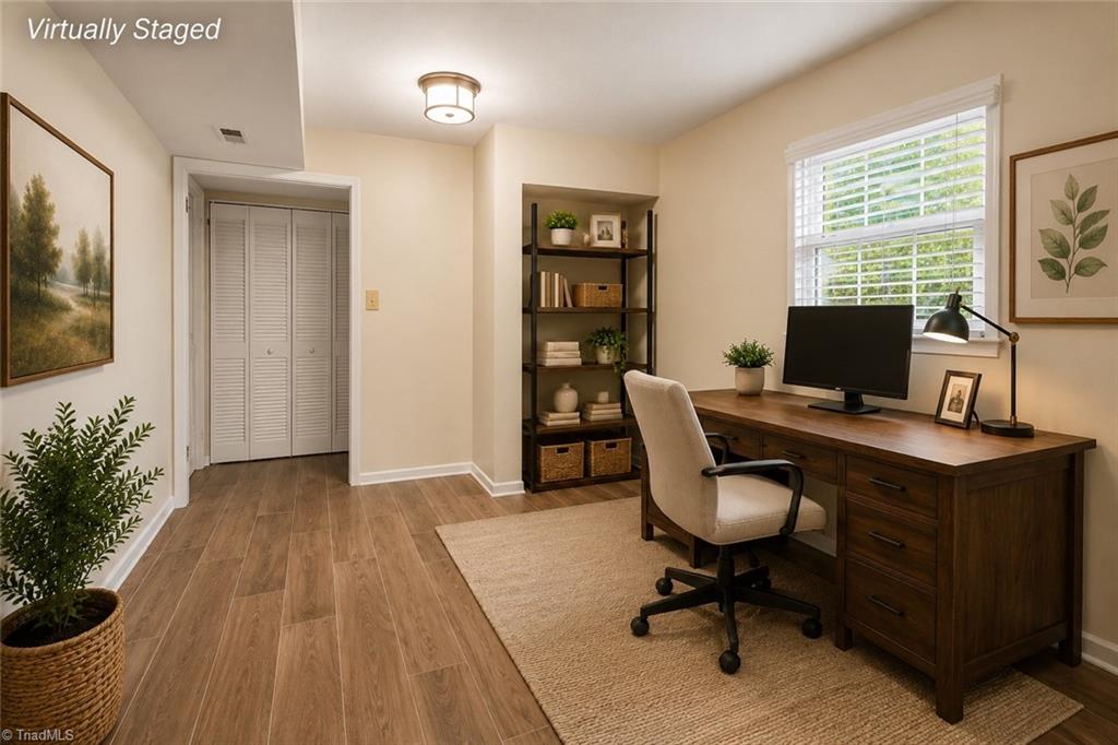 3212 Flanders Court Property Photo 23
