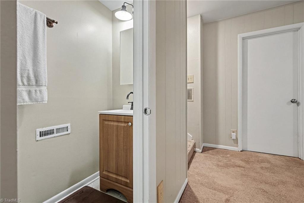 3212 Flanders Court Property Photo 34