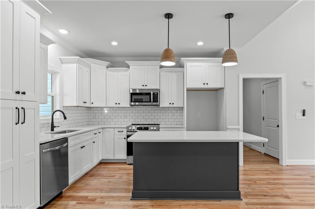 186 O Farrell Street Property Photo 16