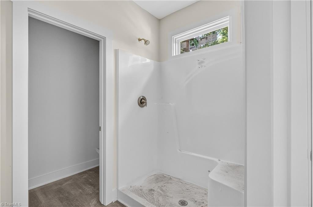 391 Needmore Road Property Photo 17