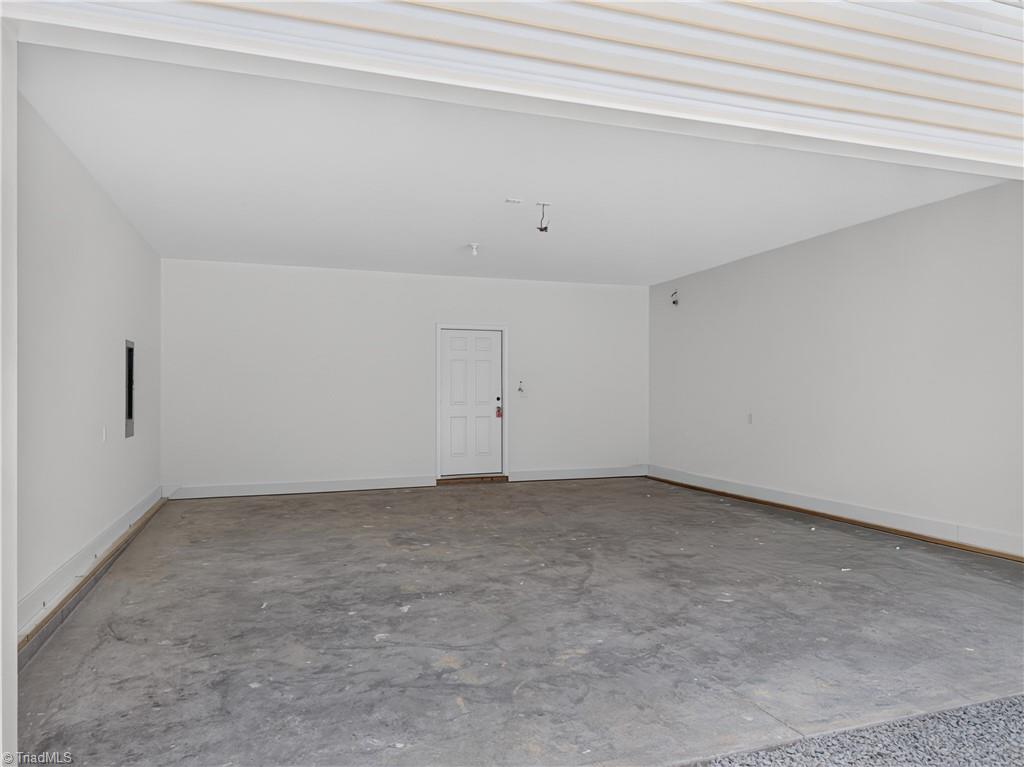 391 Needmore Road Property Photo 22