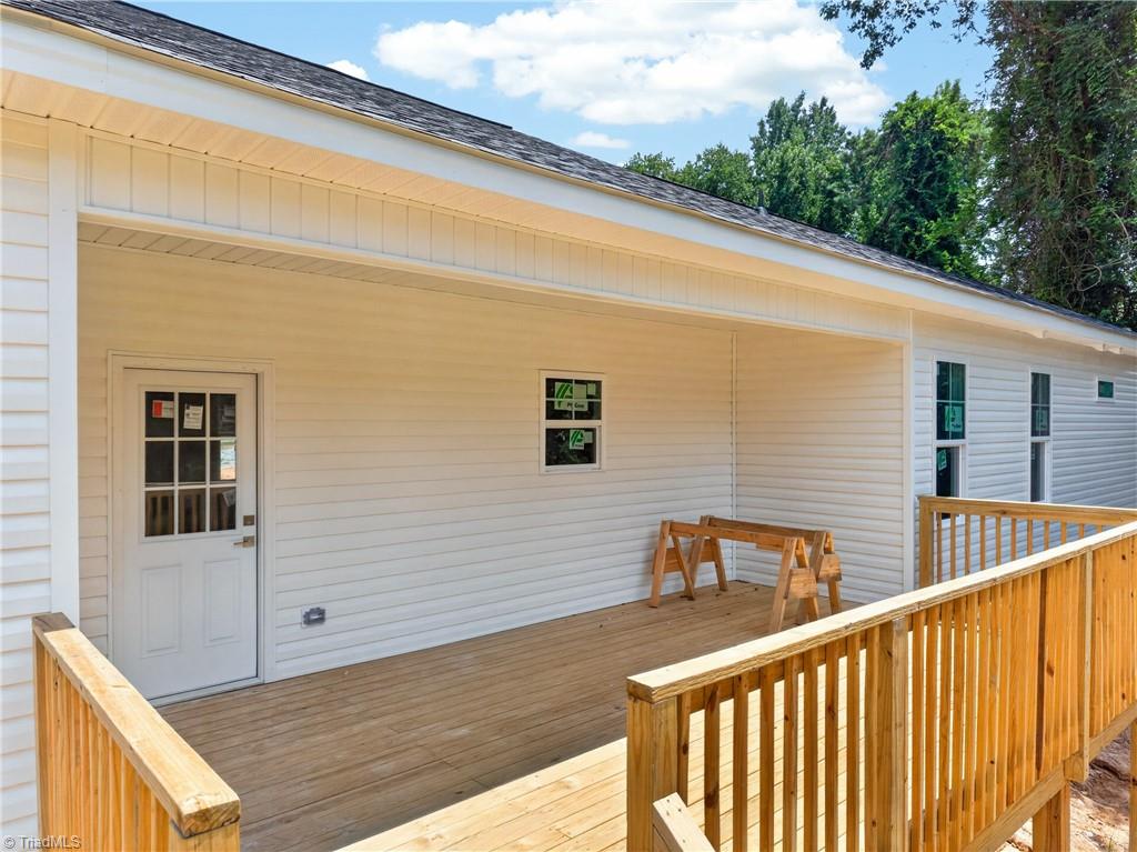 391 Needmore Road Property Photo 23