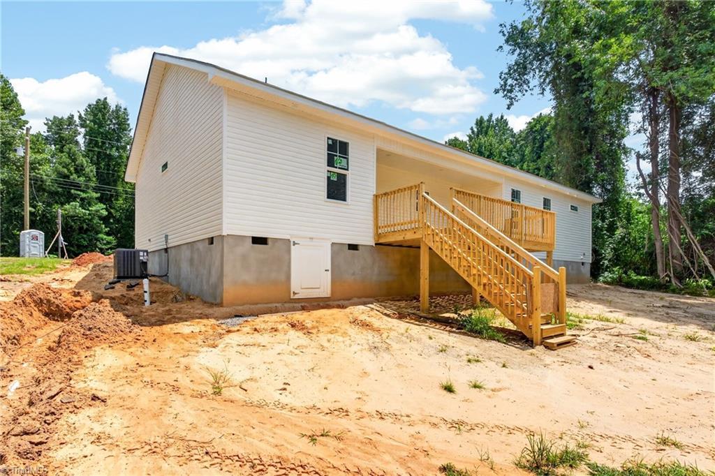 391 Needmore Road Property Photo 26