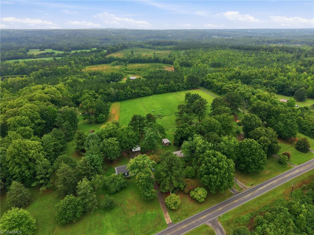 8643 Nc Highway 150 Property Photo 35