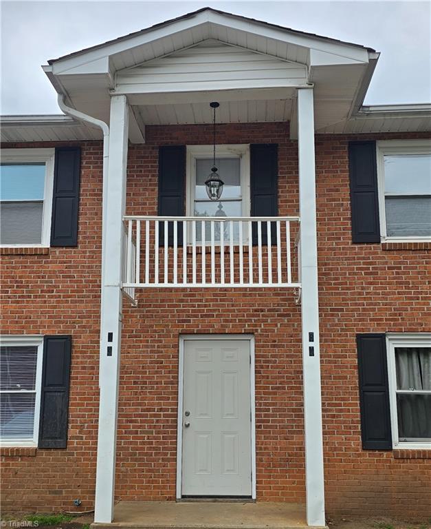 3620 Clemmons Road Apt 12 Property Photo 1