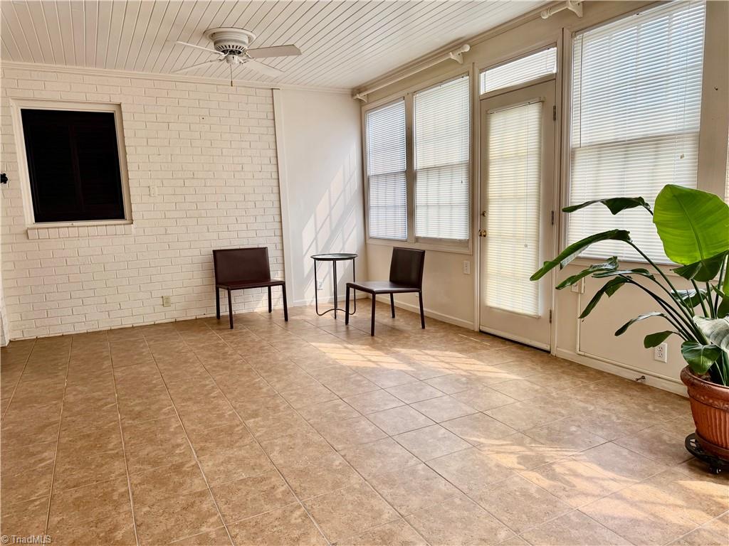 3921 Madison Avenue Property Photo 15