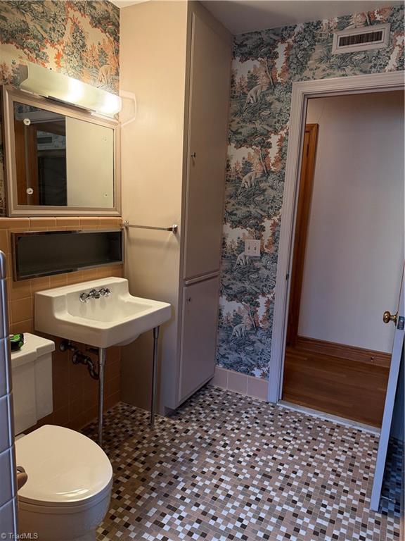 3921 Madison Avenue Property Photo 33