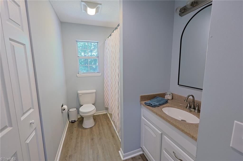 1474 Sherwood Drive Property Photo 10