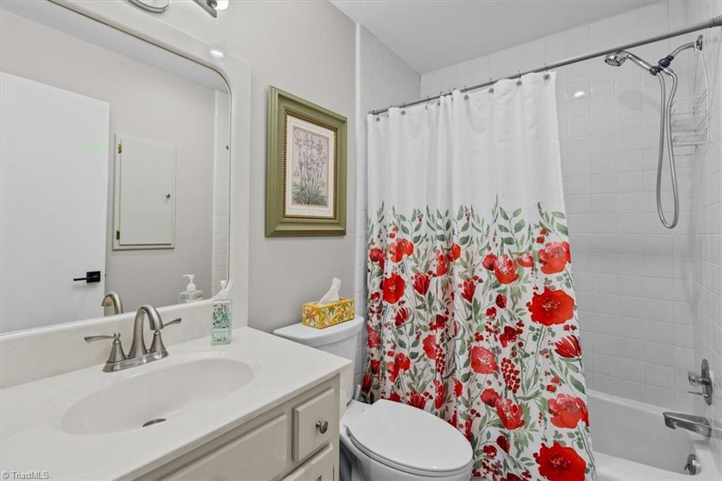 11 Culbreth Avenue Property Photo 19