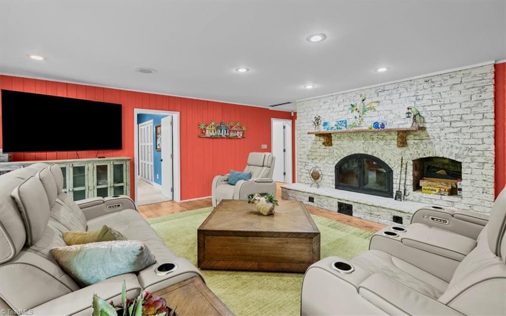 11 Culbreth Avenue Property Photo 25