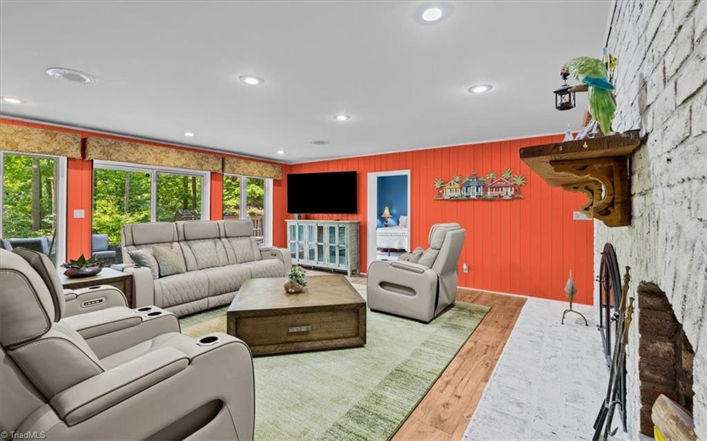 11 Culbreth Avenue Property Photo 27