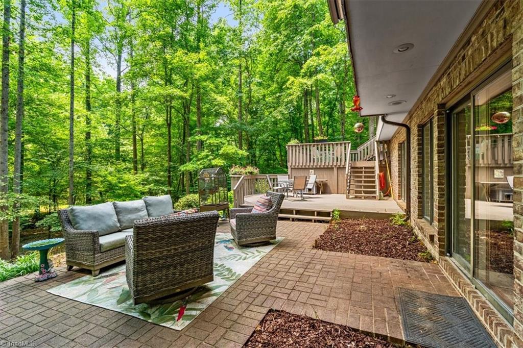11 Culbreth Avenue Property Photo 45