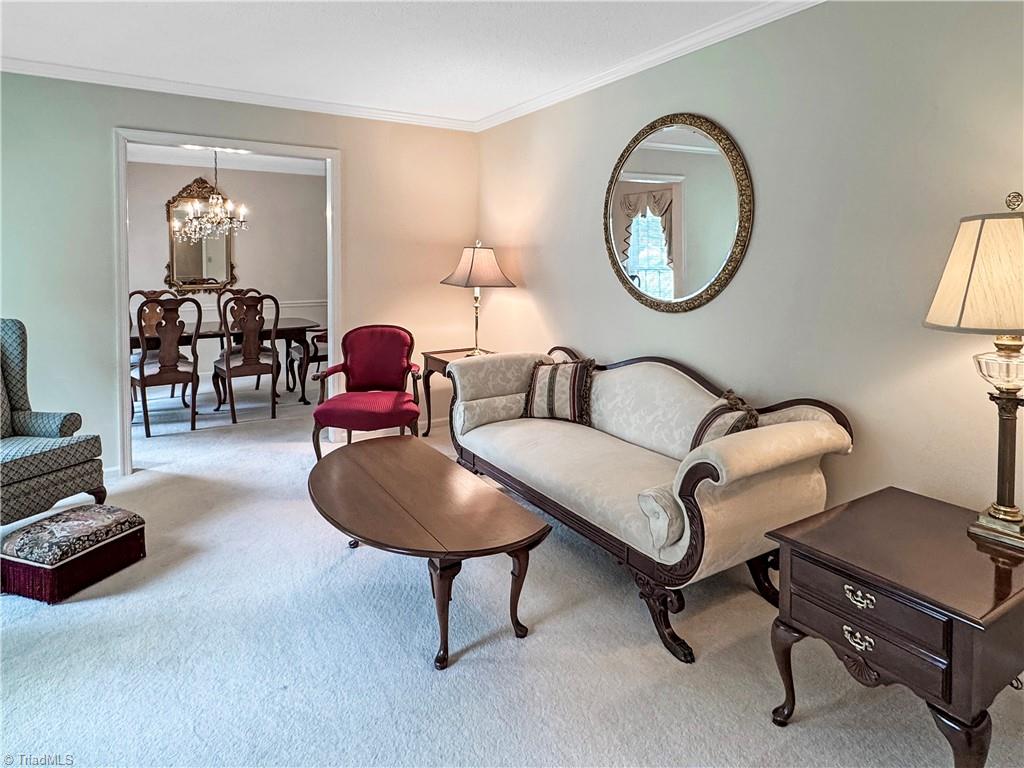 2009 Westover Terrace Property Photo 3