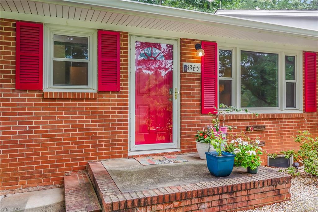 4365 Wakeman Drive Property Photo 3