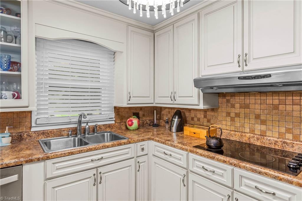 4365 Wakeman Drive Property Photo 14
