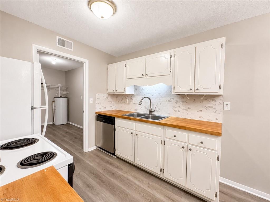 2235 Sunderland Road # 98c Property Photo 7