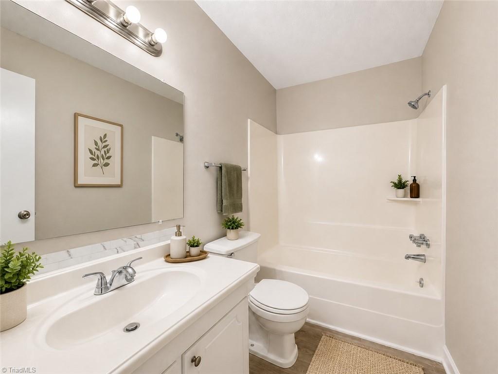 2235 Sunderland Road # 98c Property Photo 18