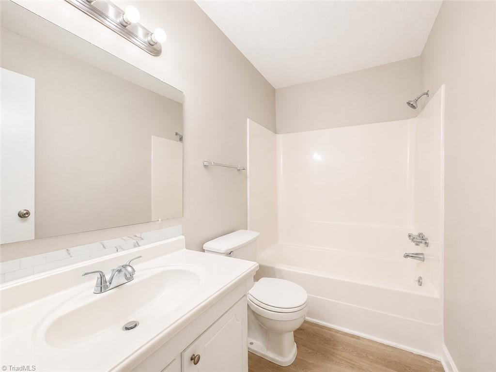 2235 Sunderland Road # 98c Property Photo 19