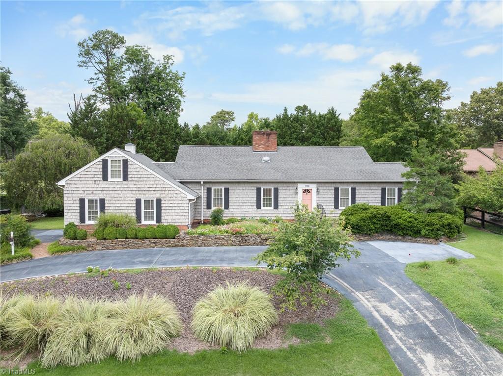 902 Sedgewick Lane