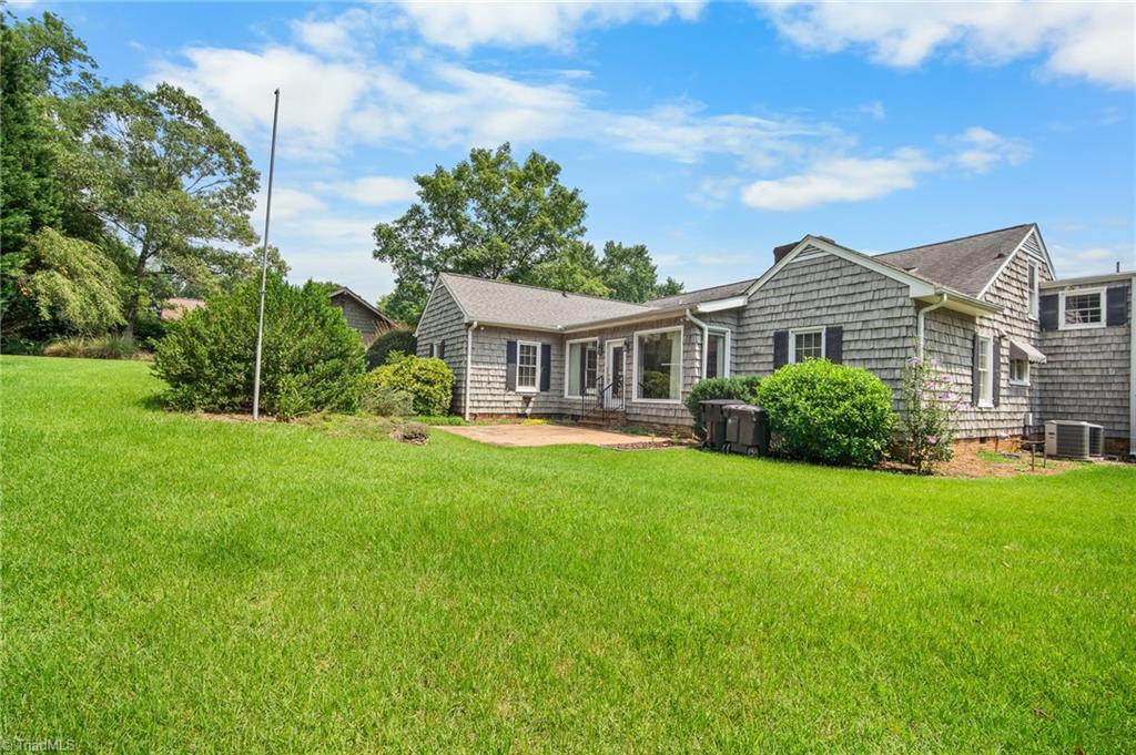 902 Sedgewick Lane Property Photo 13